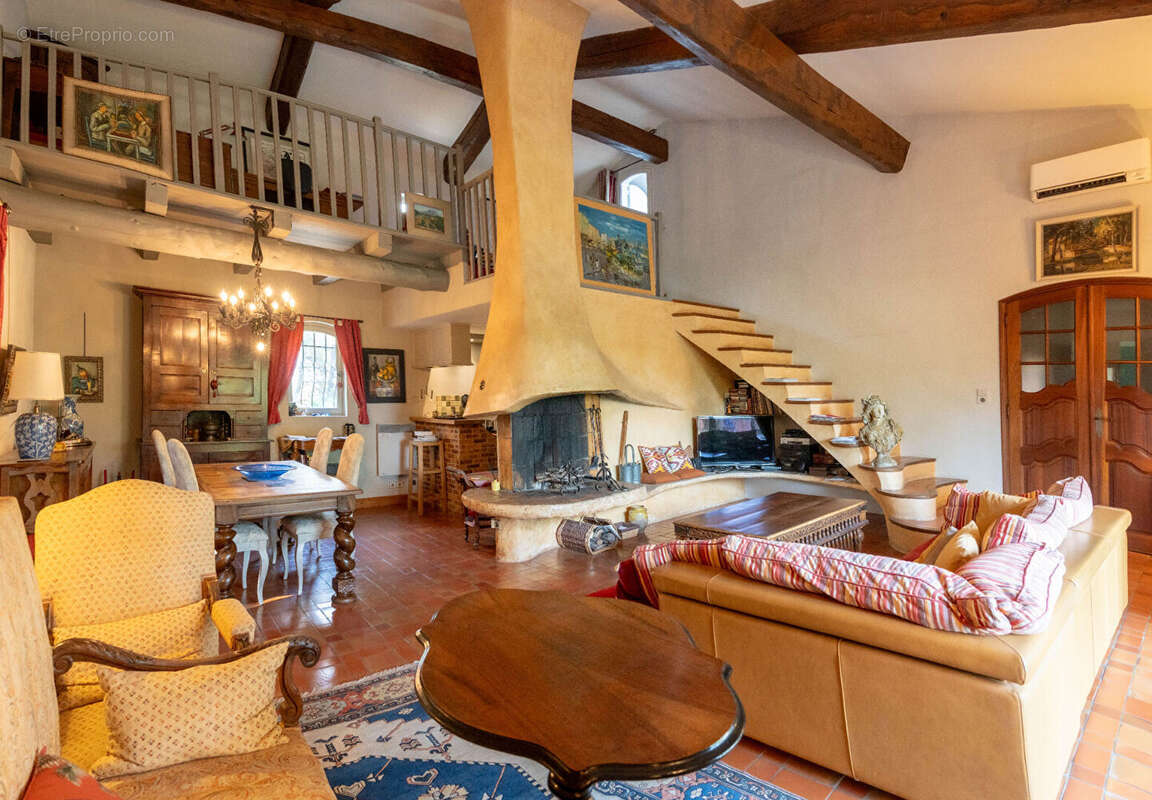 Maison à GIGNAC-LA-NERTHE