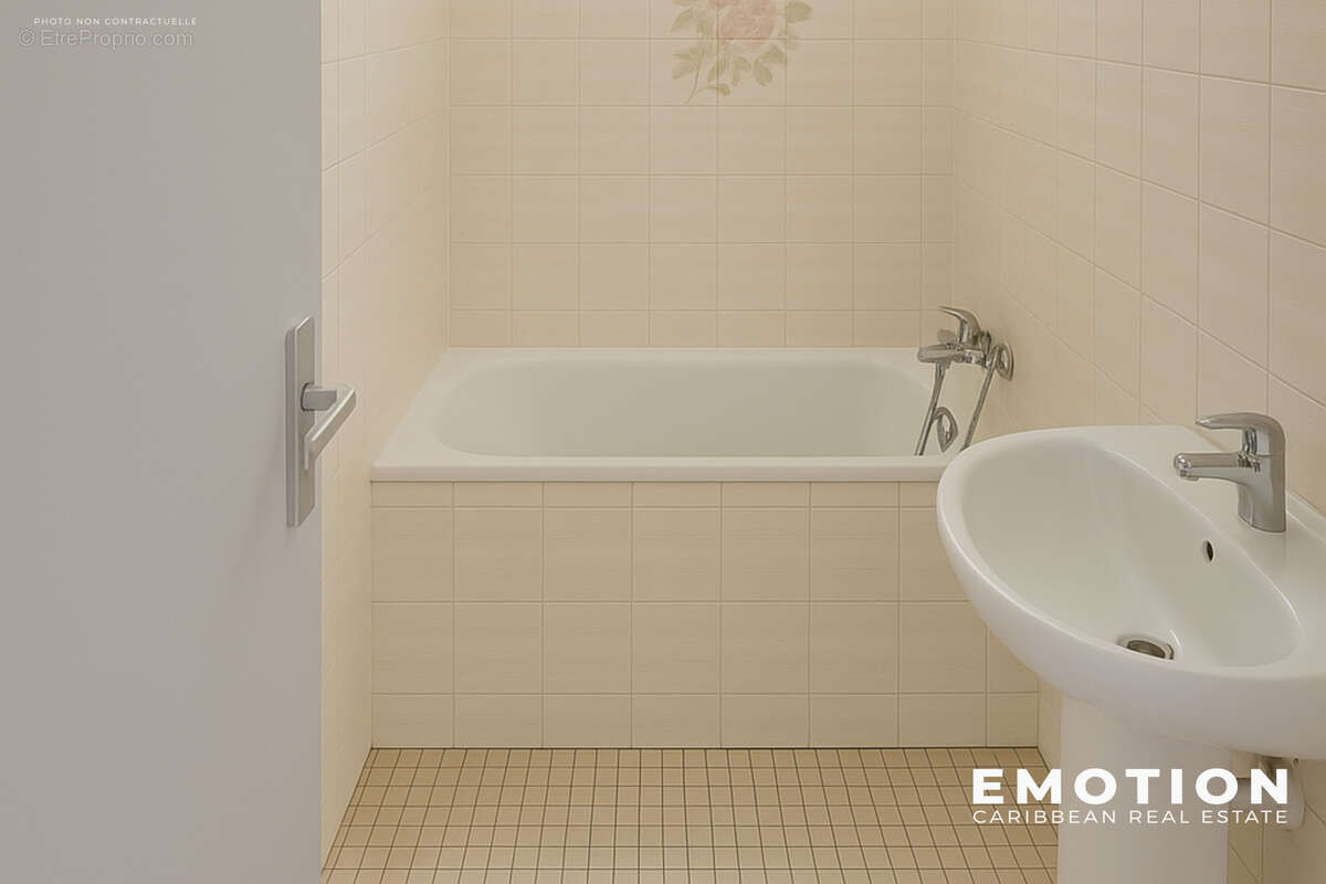 Appartement à LES ABYMES