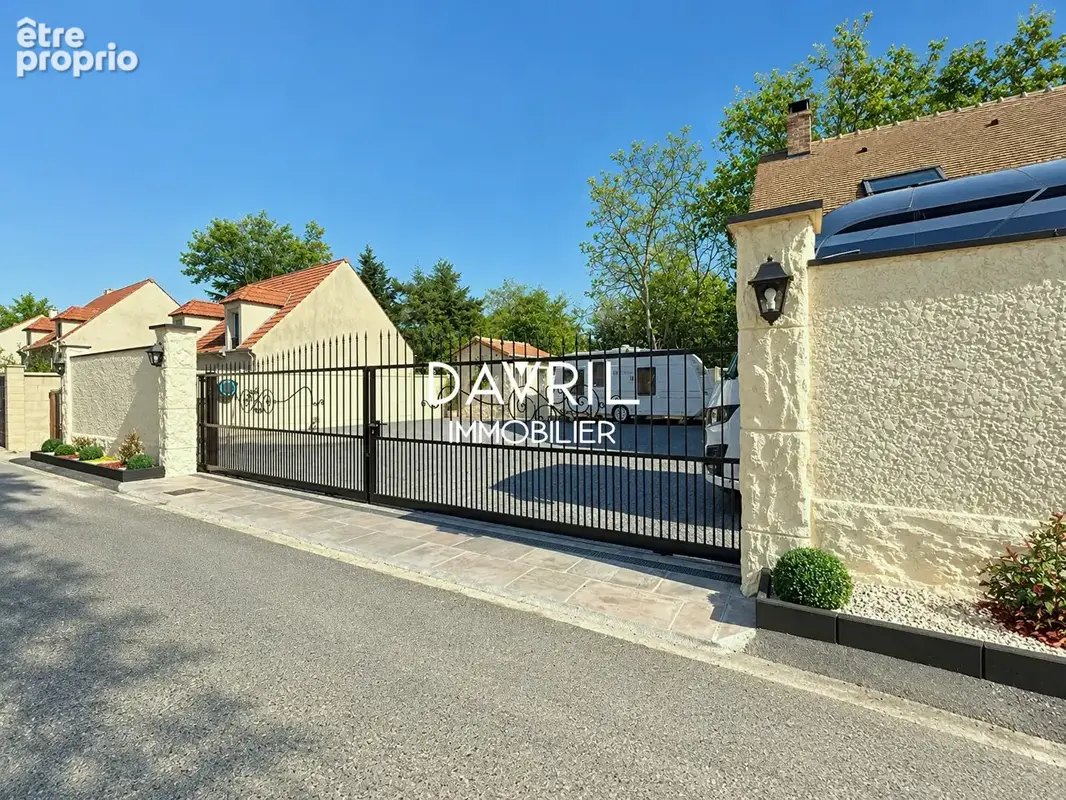Pierrelaye à l'abri d'une impasse. Belle maison de qualité proche de tout ! - photo 10