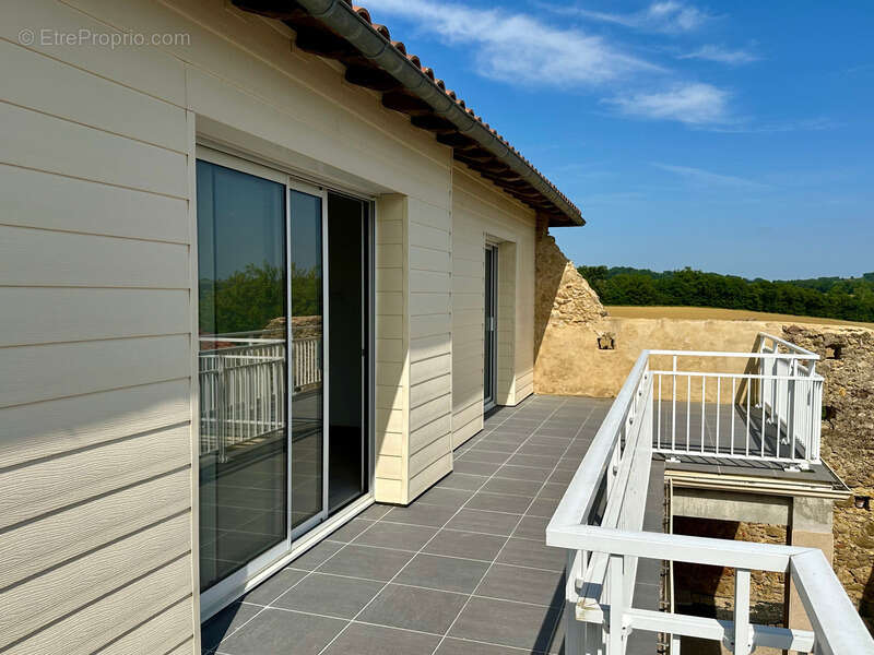 Maison à CASTELNAVET