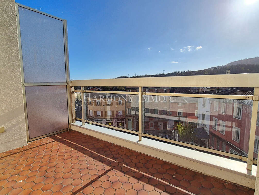 Appartement à FONTAINES-SUR-SAONE