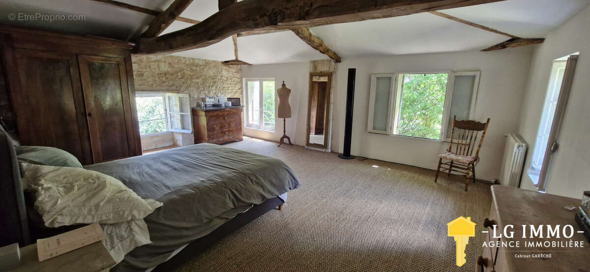 Maison à SAINT-FORT-SUR-GIRONDE