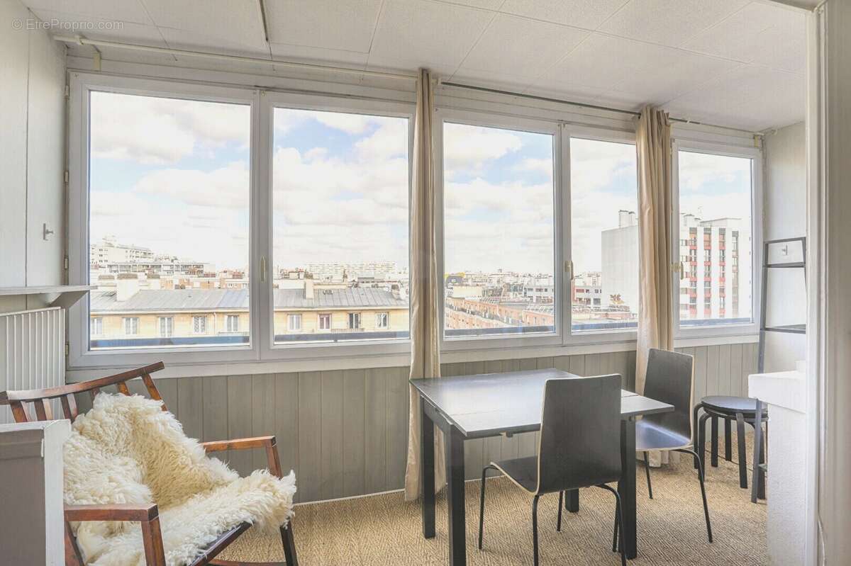 Appartement à PARIS-20E