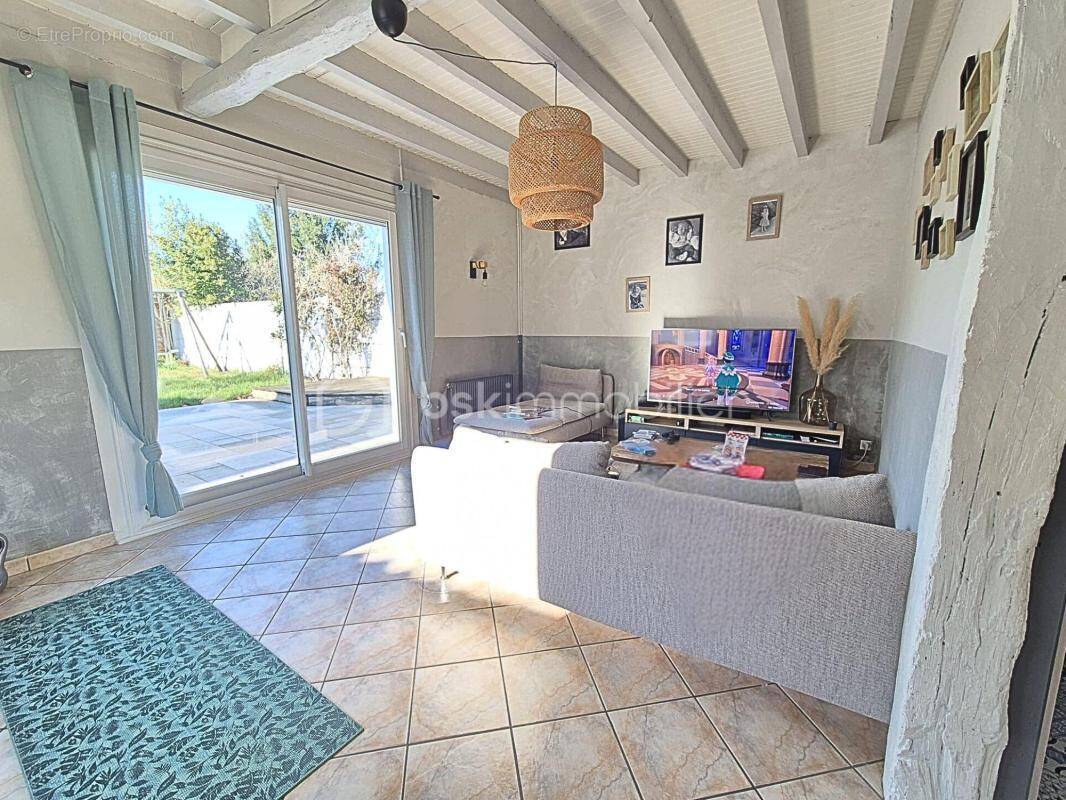 Maison à FLEURY-LES-AUBRAIS