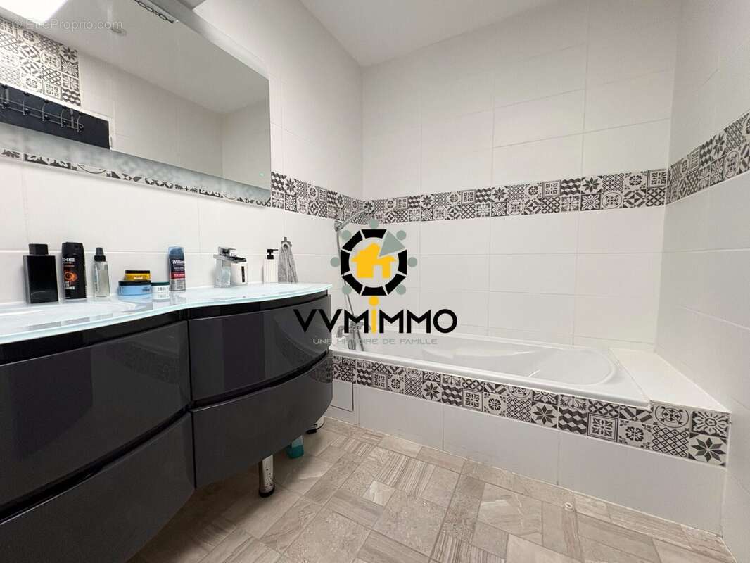 Maison 117 m² à Ligne  - photo 6