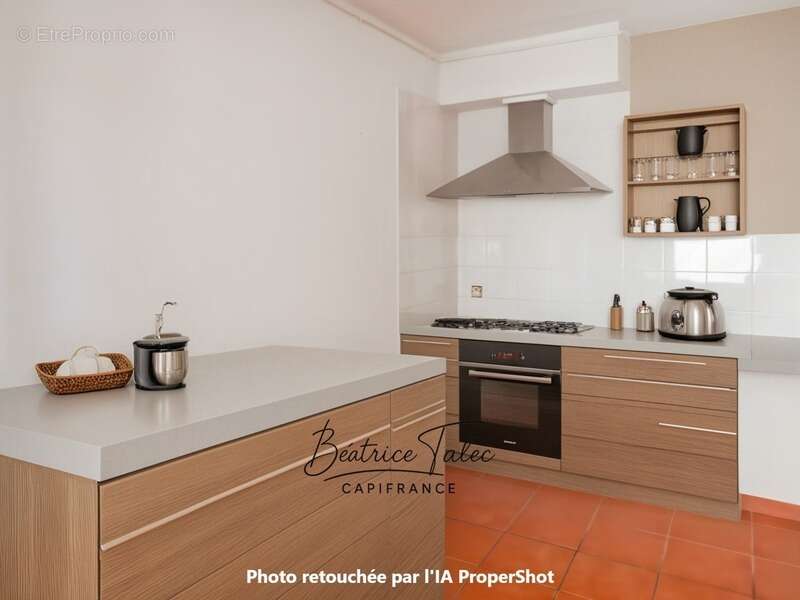 Appartement à LA FARE-LES-OLIVIERS