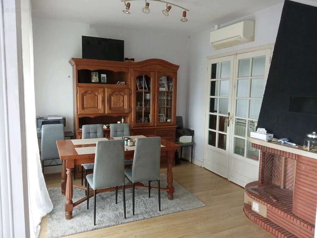 Charmante maison avec jardin et piscine hors sol à Piégut-Pluviers - photo 3