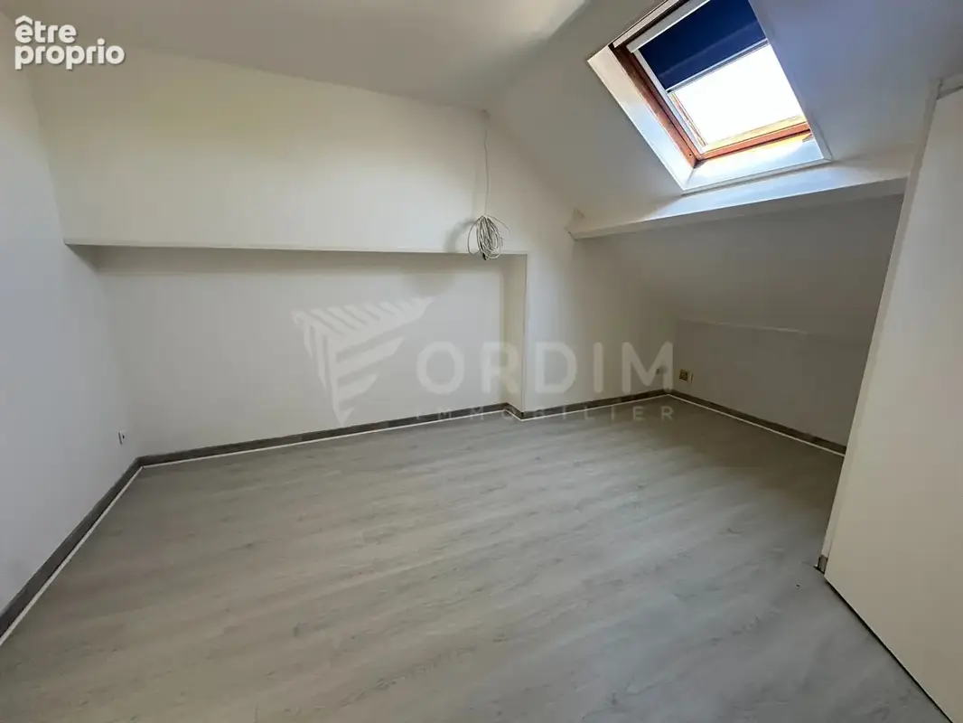 Appartement  rénové centre ville - photo 12