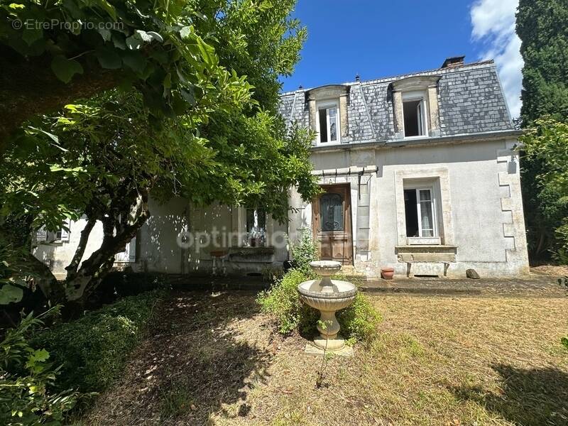 Maison à CAZAUBON