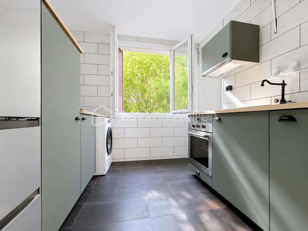 T4 69 m² – Traversant Est/Ouest – Balcon, loggia et cave – Fontaine - photo 3