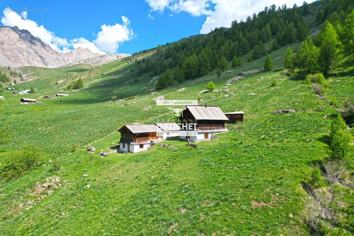 Maison à ARVIEUX