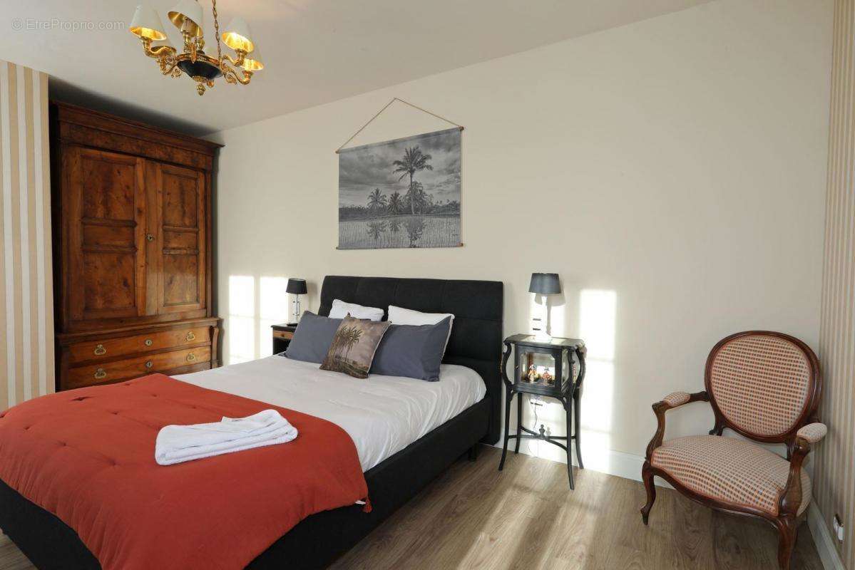 Terrain à AYZAC-OST