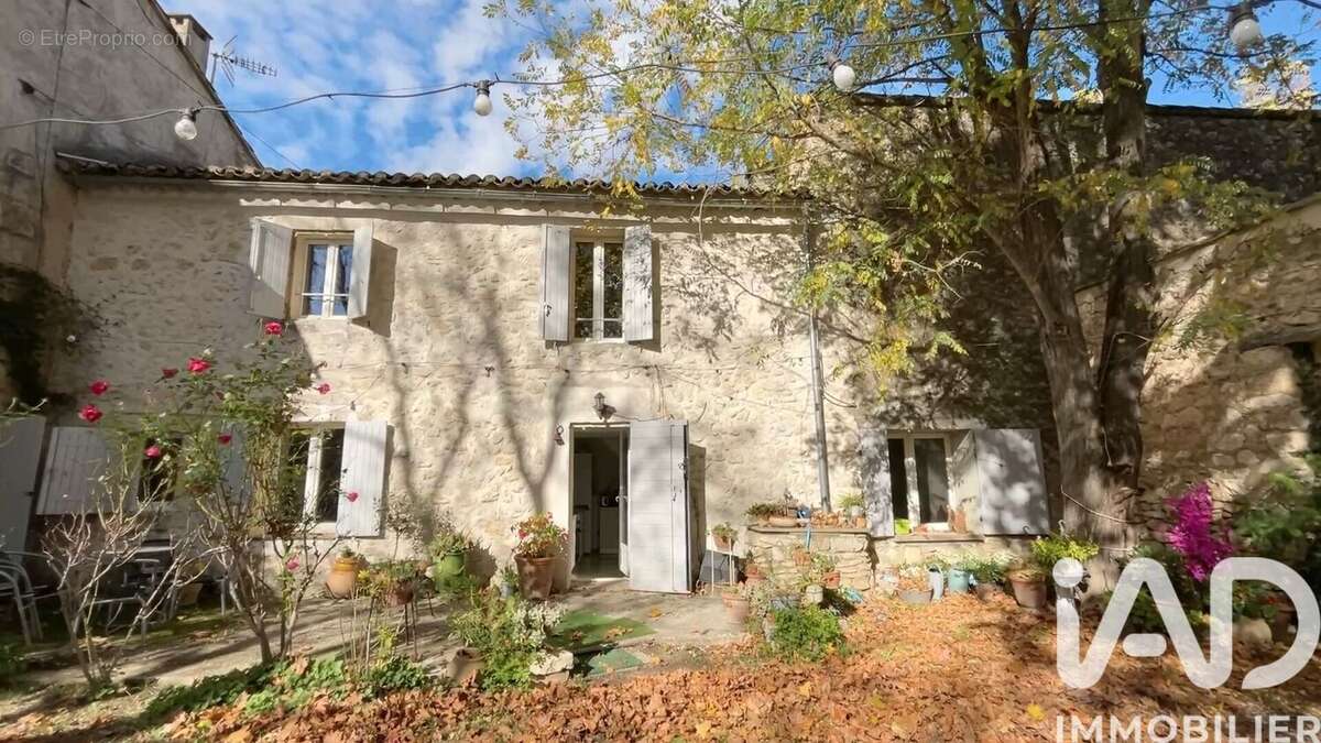 Photo 2 - Maison à ORGON