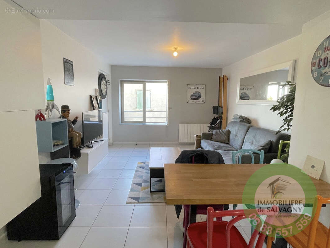 A vendre appartement 2 chambres à Dommartin - photo 2