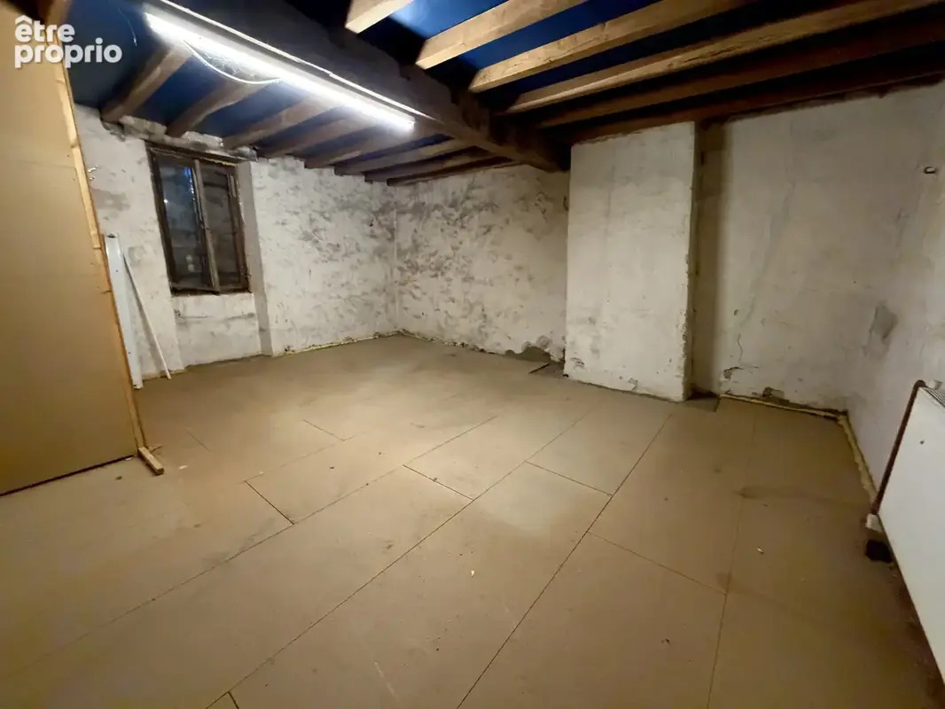 Authentique propriété en pierres à réinventer   Maison de caractère, dépendances et près de 2 hectares - photo 5