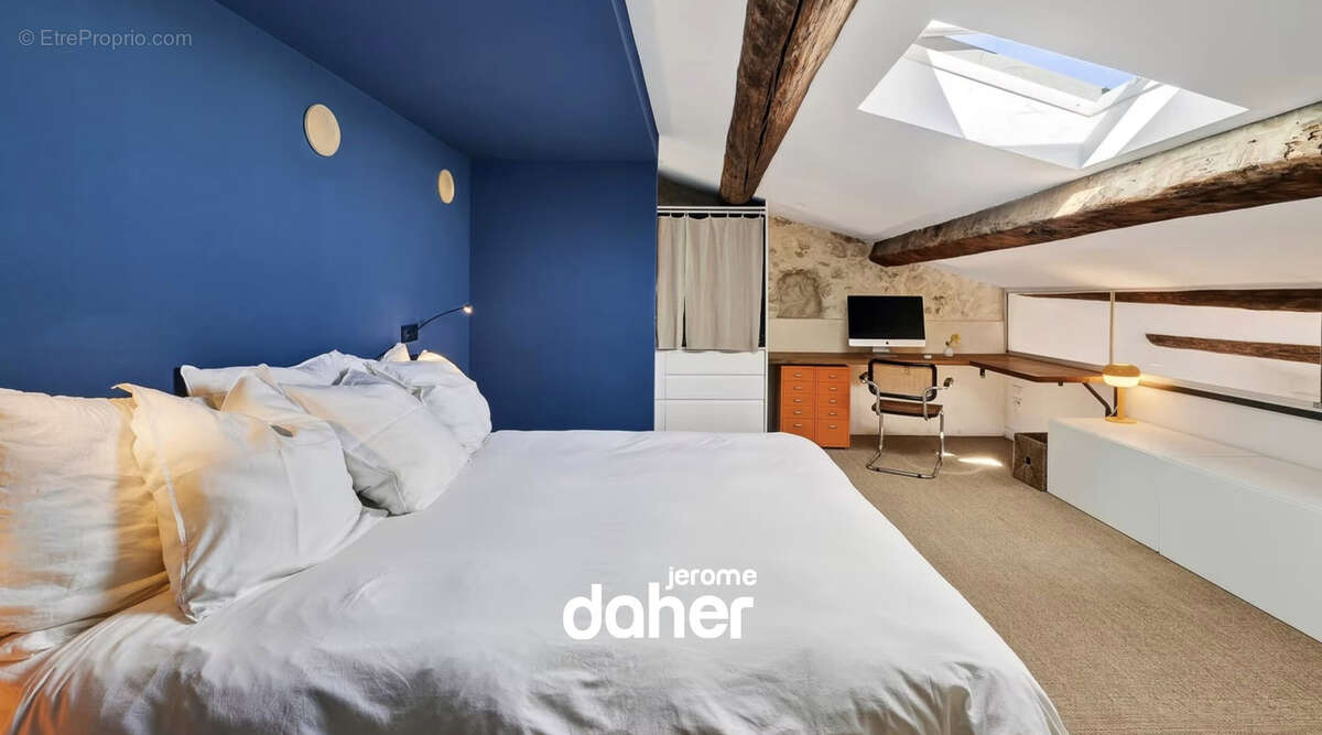 Appartement à MARSEILLE-6E