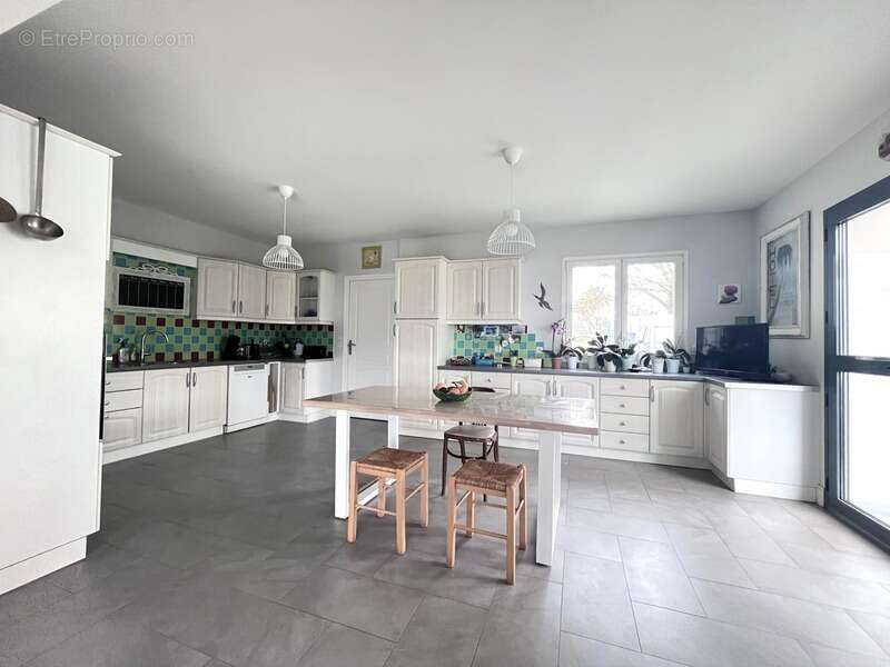 Maison à VIENNE-EN-VAL