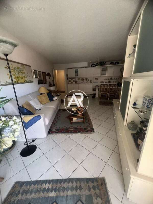 Appartement à ROQUEBRUNE-CAP-MARTIN