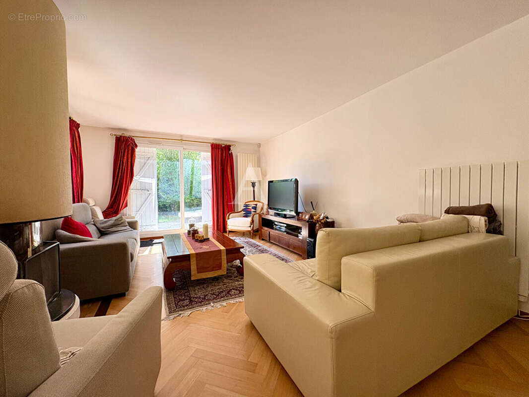 Maison à GIF-SUR-YVETTE