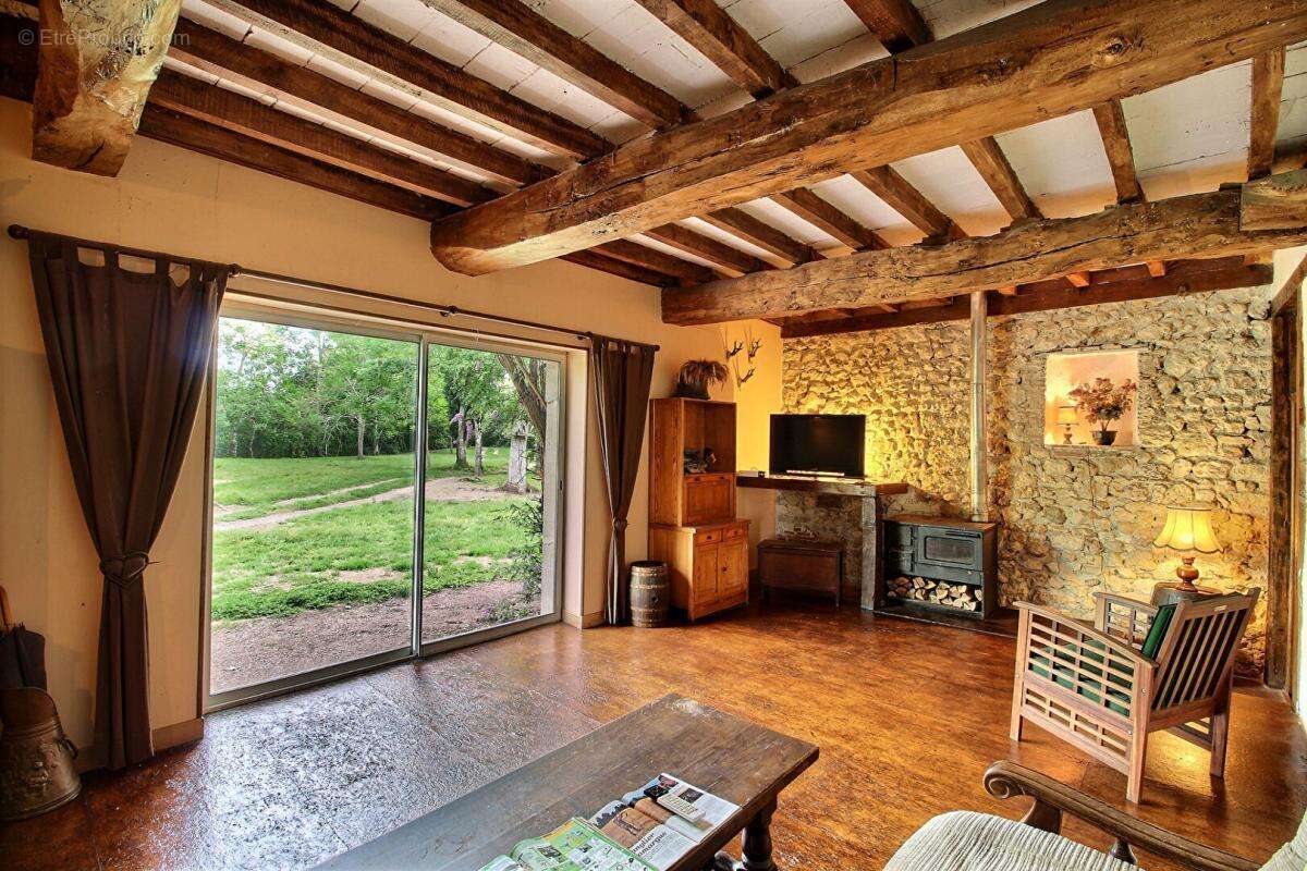 Propriété de chasse Myennes 8 pièce(s) 254 m2 - photo 2
