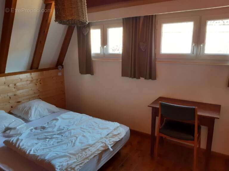 Maison à BESSE-ET-SAINT-ANASTAISE