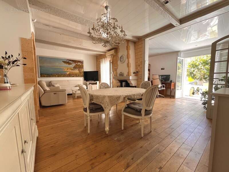 Maison à MARSEILLE-4E