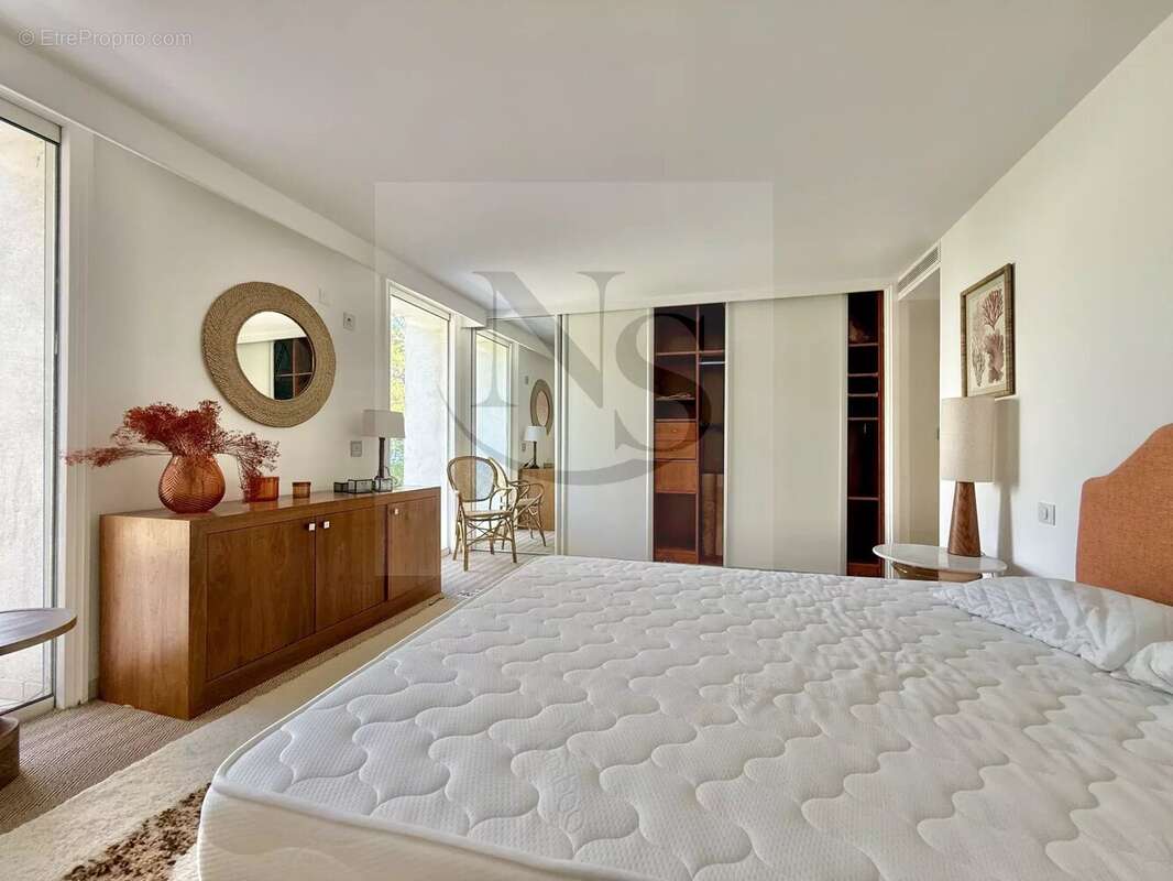 Maison à THEOULE-SUR-MER