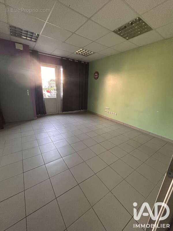Photo 9