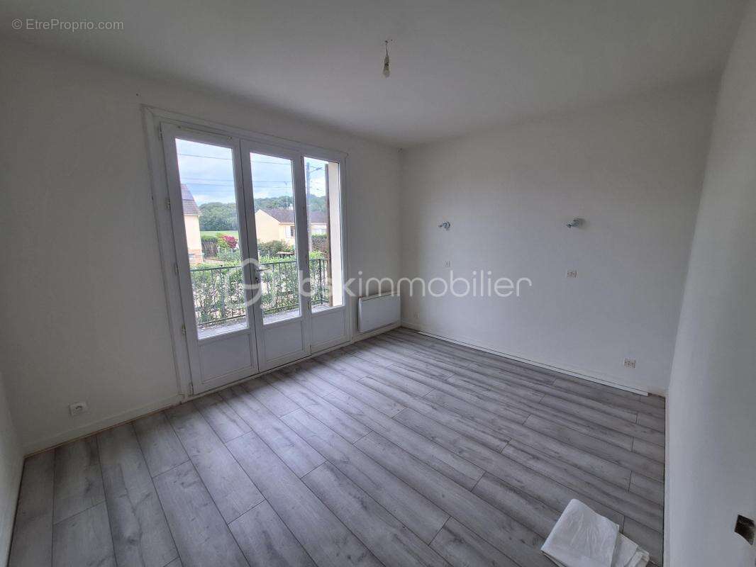 Maison à ROGNY-LES-SEPT-ECLUSES