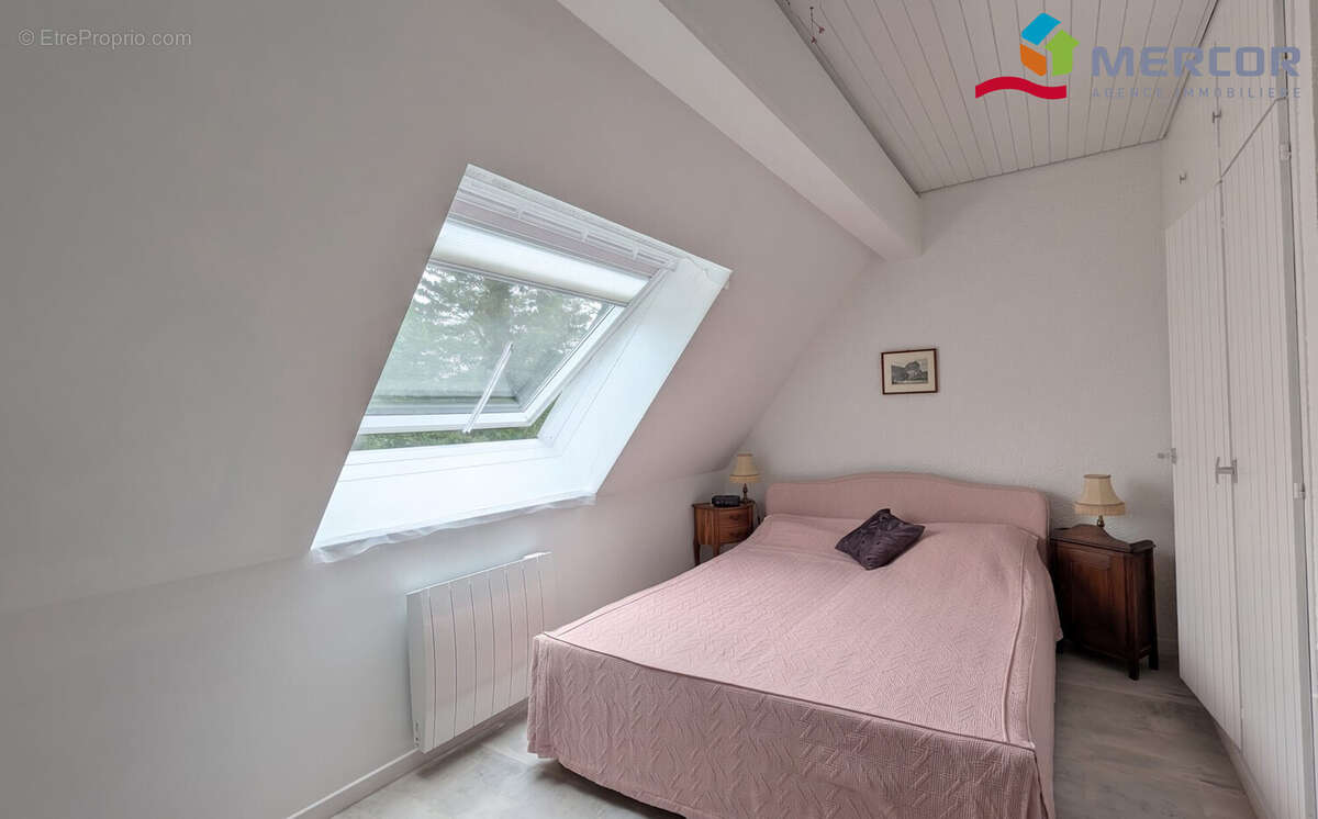 Chambre 1 étage 1