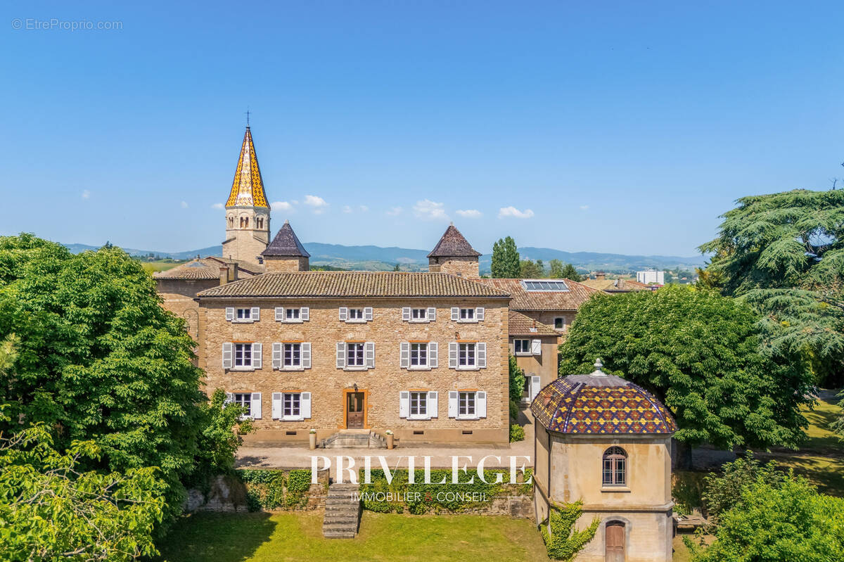 Maison à LIMAS