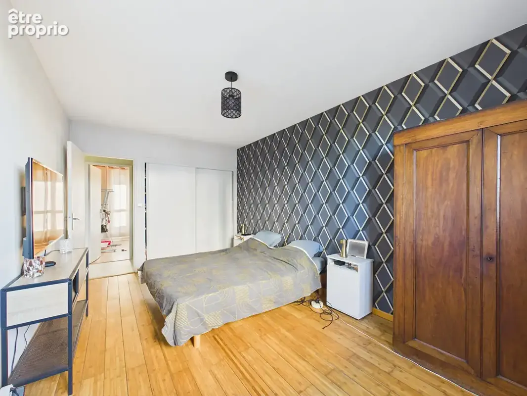 VALENCE SUD ? Appartement T5 de 93 m2 avec balcon, garage et cave - photo 7