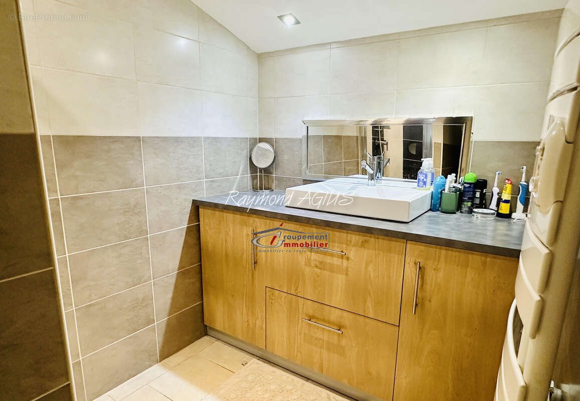 Charmante propriété de village rénovée de 7 chambres avec potentiel de revenus - photo 32