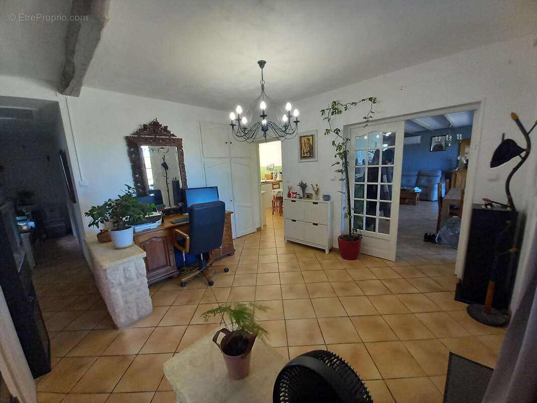 Maison à MONTAYRAL