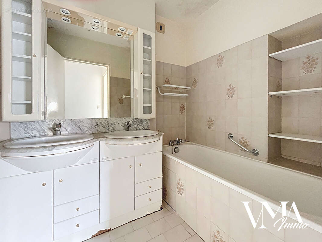 Appartement à LYON-6E