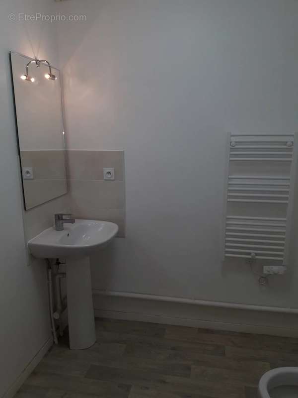 Appartement de 32m² Récent 2017 Tram - photo 5