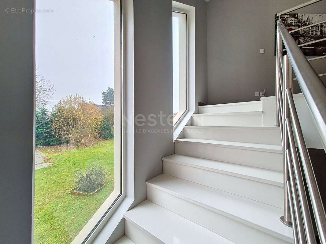 Maison à PRECY-SUR-OISE