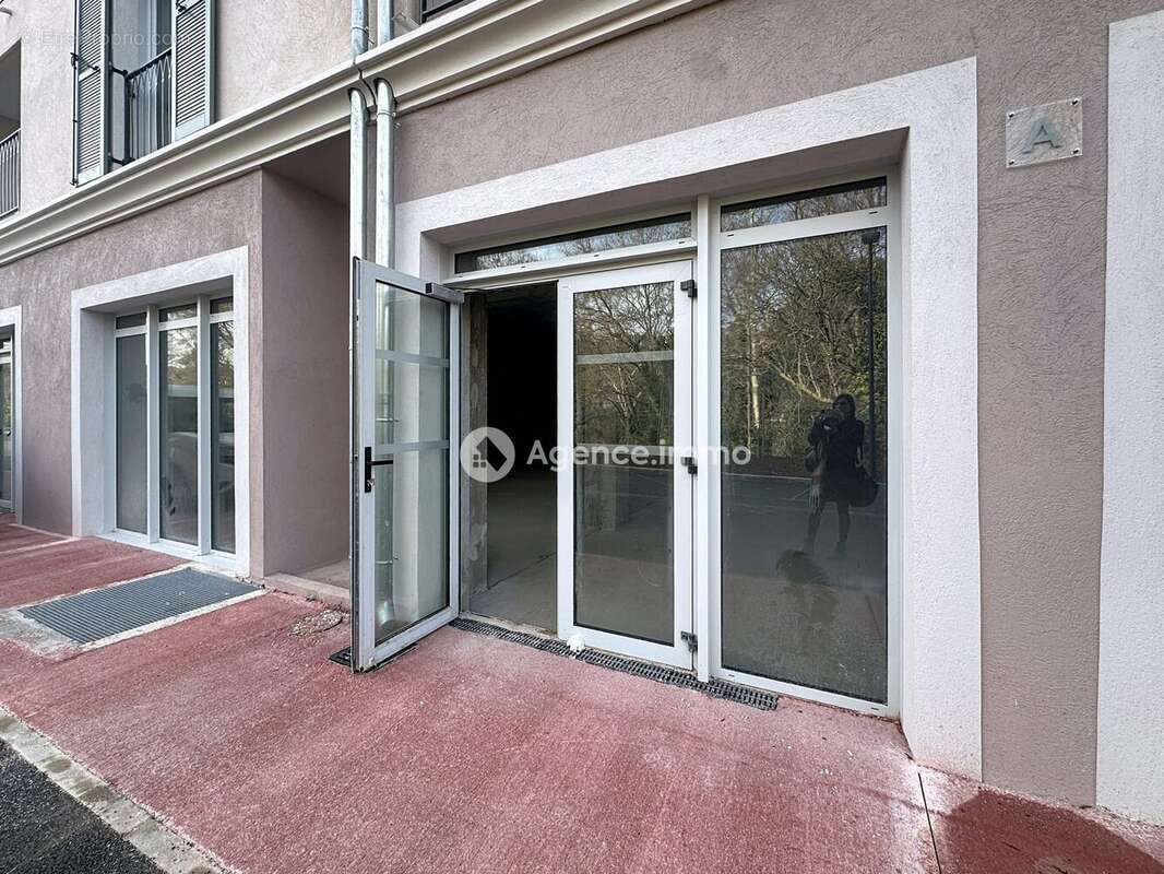 247 m² à Flassans-Sur-Issole  - photo 3
