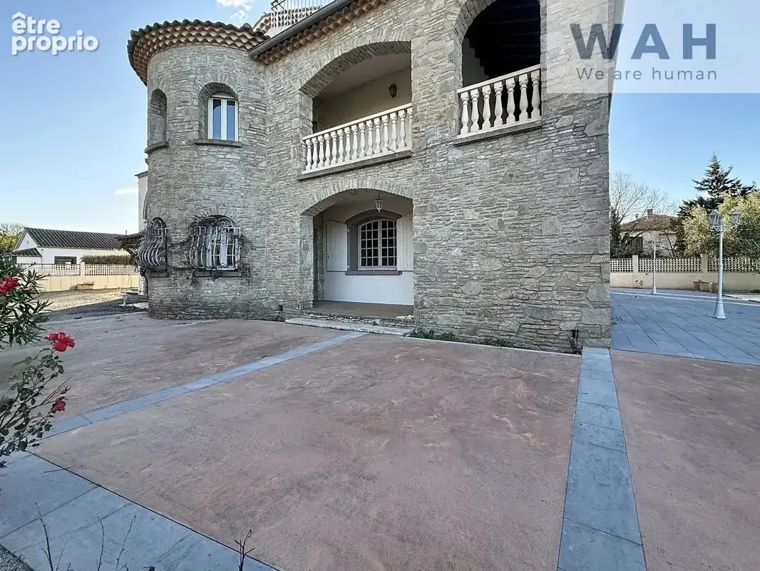 Maison 390m2 - Gros potentiel - Piscine - Terrain 1663m2 - S - photo 3