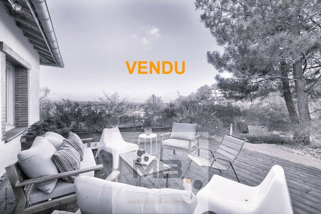 Maison à LACROIX-FALGARDE