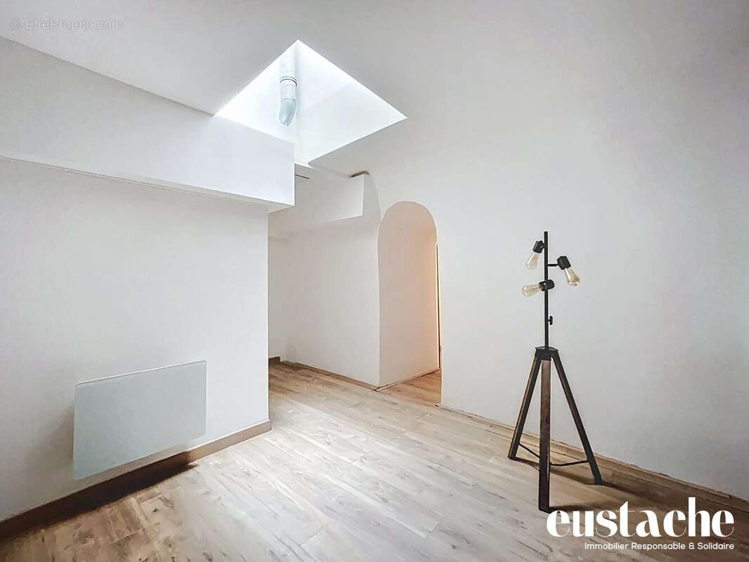 Appartement à PARIS-12E