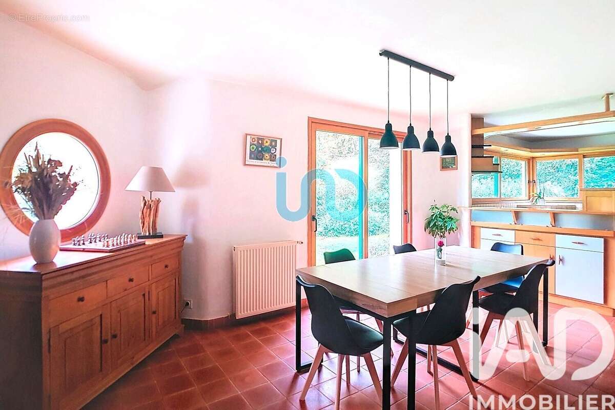 Photo 3 - Maison à ROSTRENEN