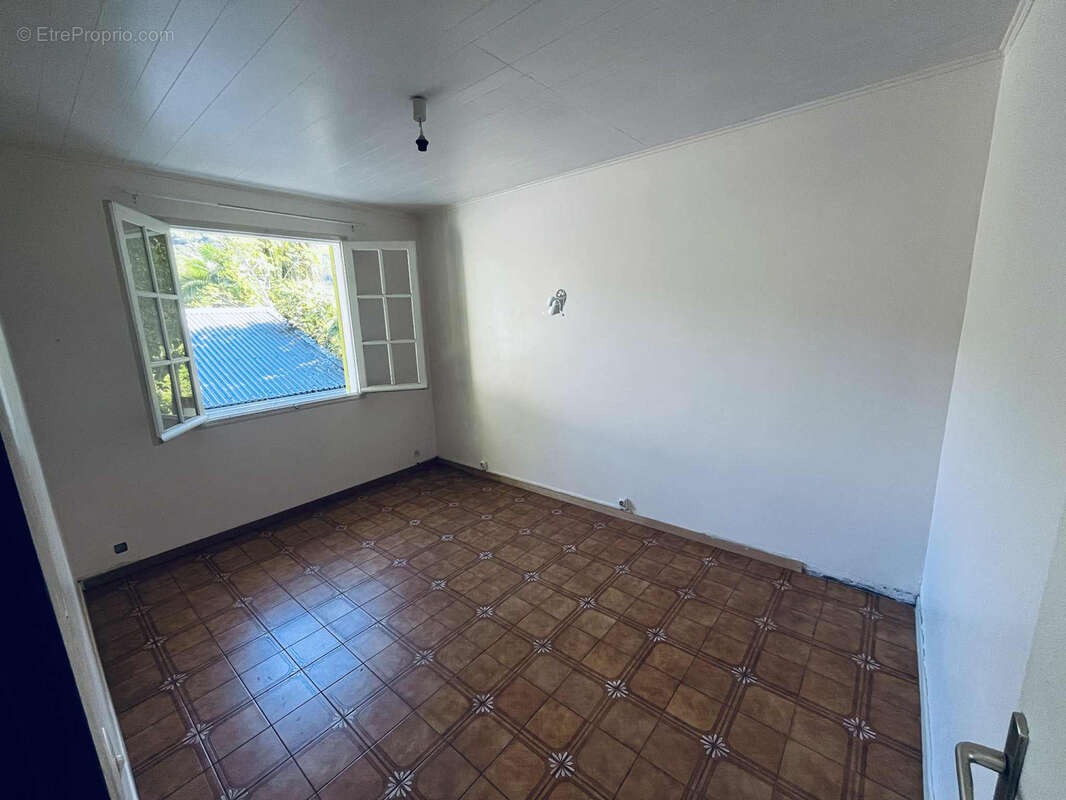 Maison à ENTRE-DEUX