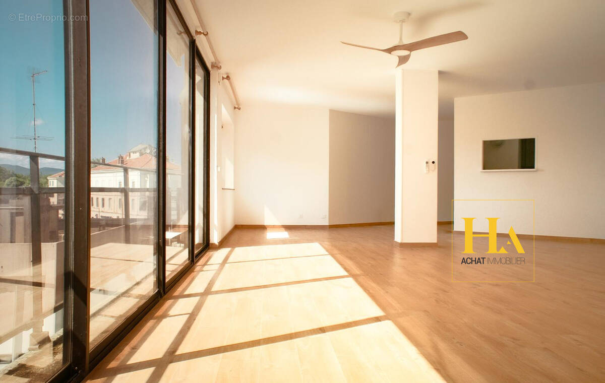 Appartement à MONTELIMAR