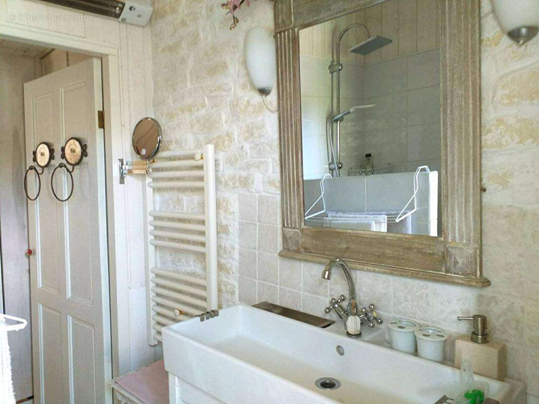 Maison avec Piscine Varaignes 7 pièce(s) 190 m2 - photo 17