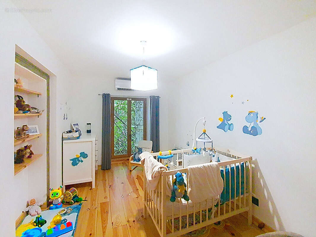 Bessières, maison de type 6 de 158 m² sur une parcelle de 674 m² environ ! - photo 15