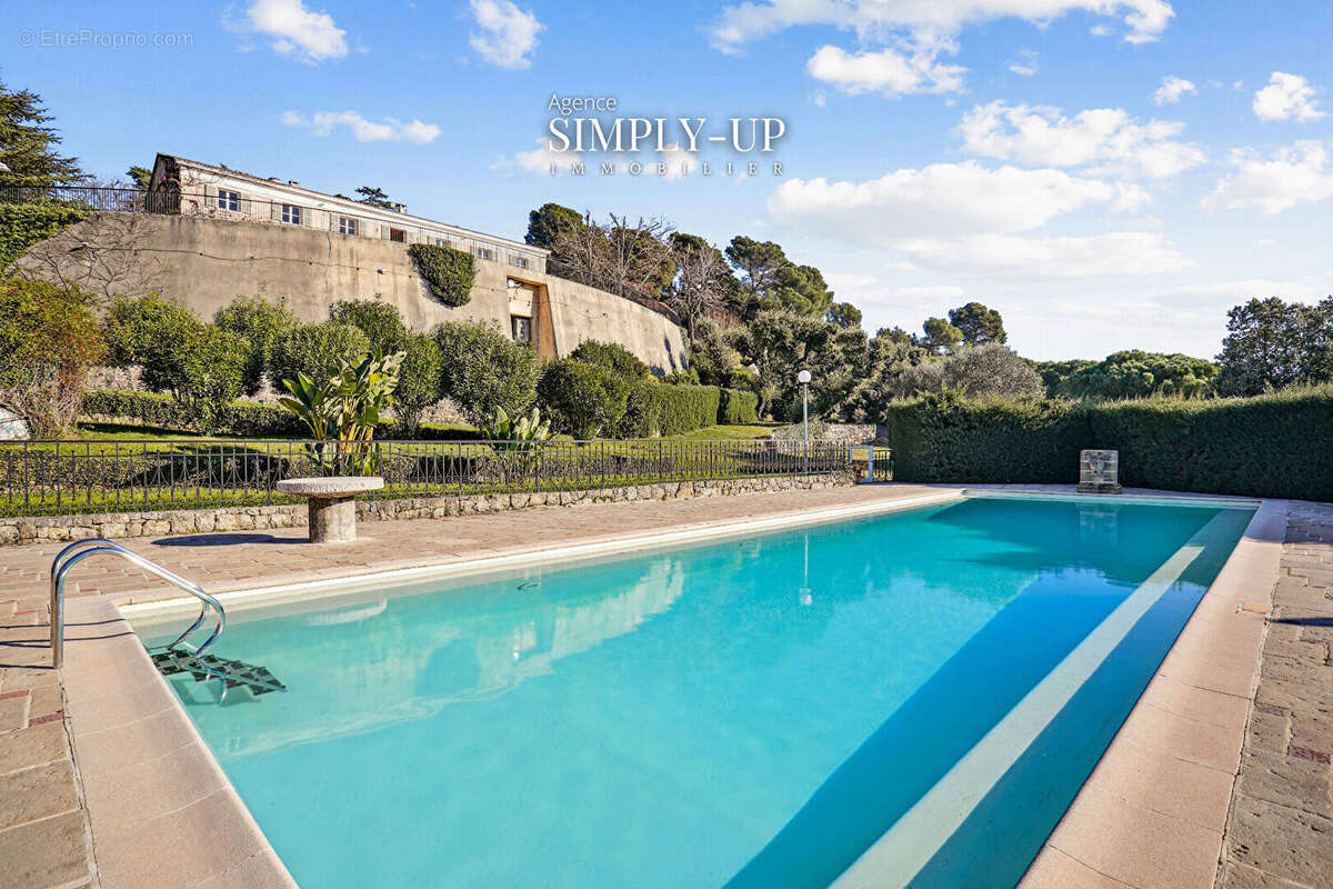 Maison à VILLEFRANCHE-SUR-MER