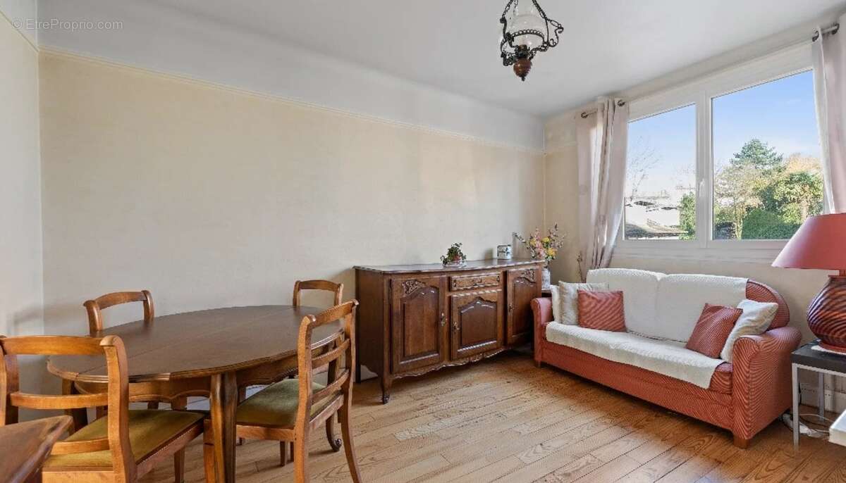 Appartement à GARCHES