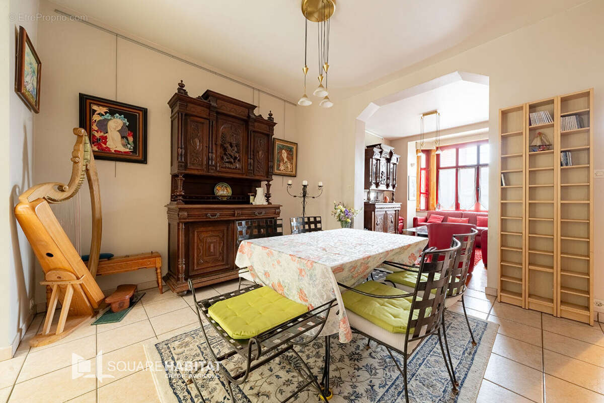 Maison à SIN-LE-NOBLE