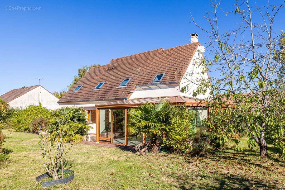 Maison à RAMBOUILLET